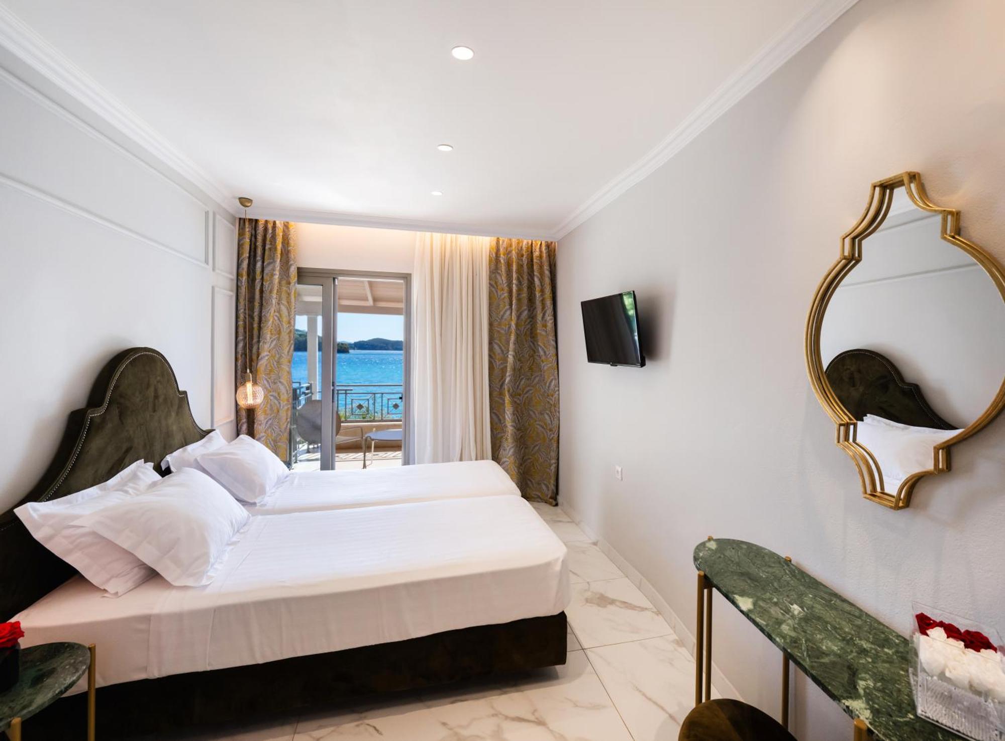 Eva Beach Hotel Lefkada Nydri  Exterior photo